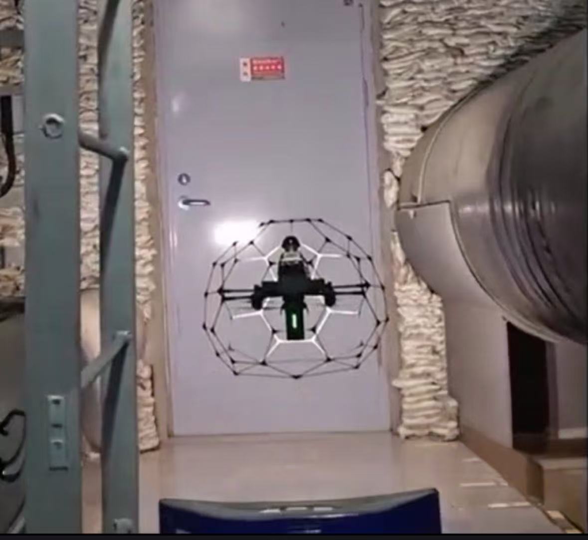 综合管廊跨层跨空间全自主巡检-6.jpg